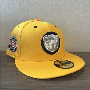 New Era 59fifty Chicago Cubs Hat Size 7 1/8 Bears 100th Anniversary Patch Yellow